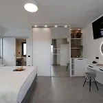 Awesome In With Wifi Štinjan