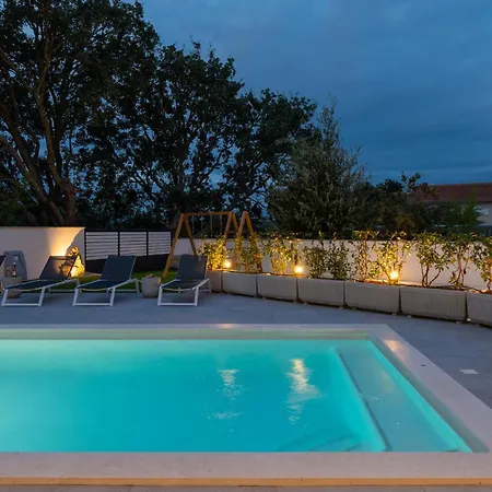 Ferienhaus Awesome In With Wifi *